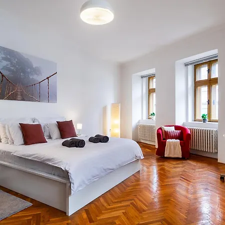U Vlasskeho Dvora Apartment *